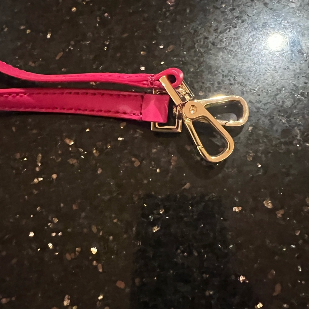 NWOT Kate Spade Pink Heart Shaped Flirt Crossbody handbag with removable strap - Picture 11 of 14